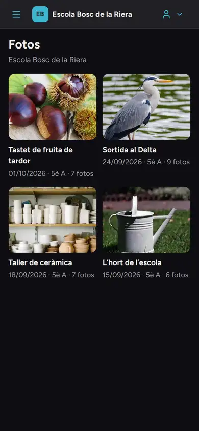 Auladia al mòbil de la mare d'en Pol: els quatre àlbums de 5è A, cadascun amb la seva portada. Tastet de fruita de tardor (castanyes), 7 fotos; Sortida al Delta (un bernat pescaire), 9 fotos; Taller de ceràmica (prestatges de peces), 7 fotos; L'hort de l'escola (una regadora), 6 fotos.